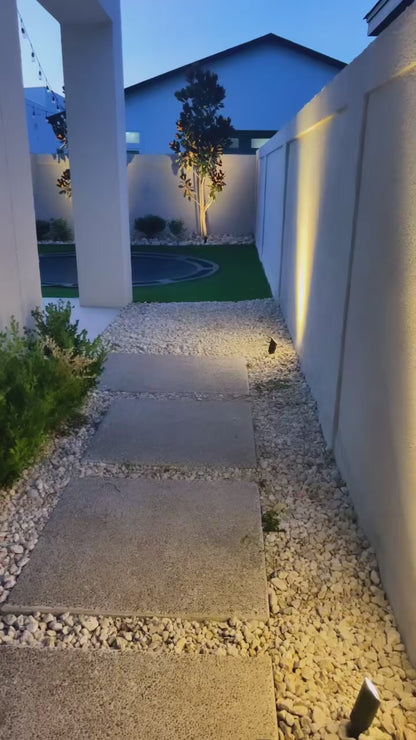 Outdoor Solar String Lights – Warm Ambience for Any Occasion